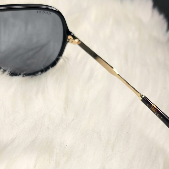 🩵 SOLD! 🔔 GUCCI Men's Sunglasses - Picture 8 of 10